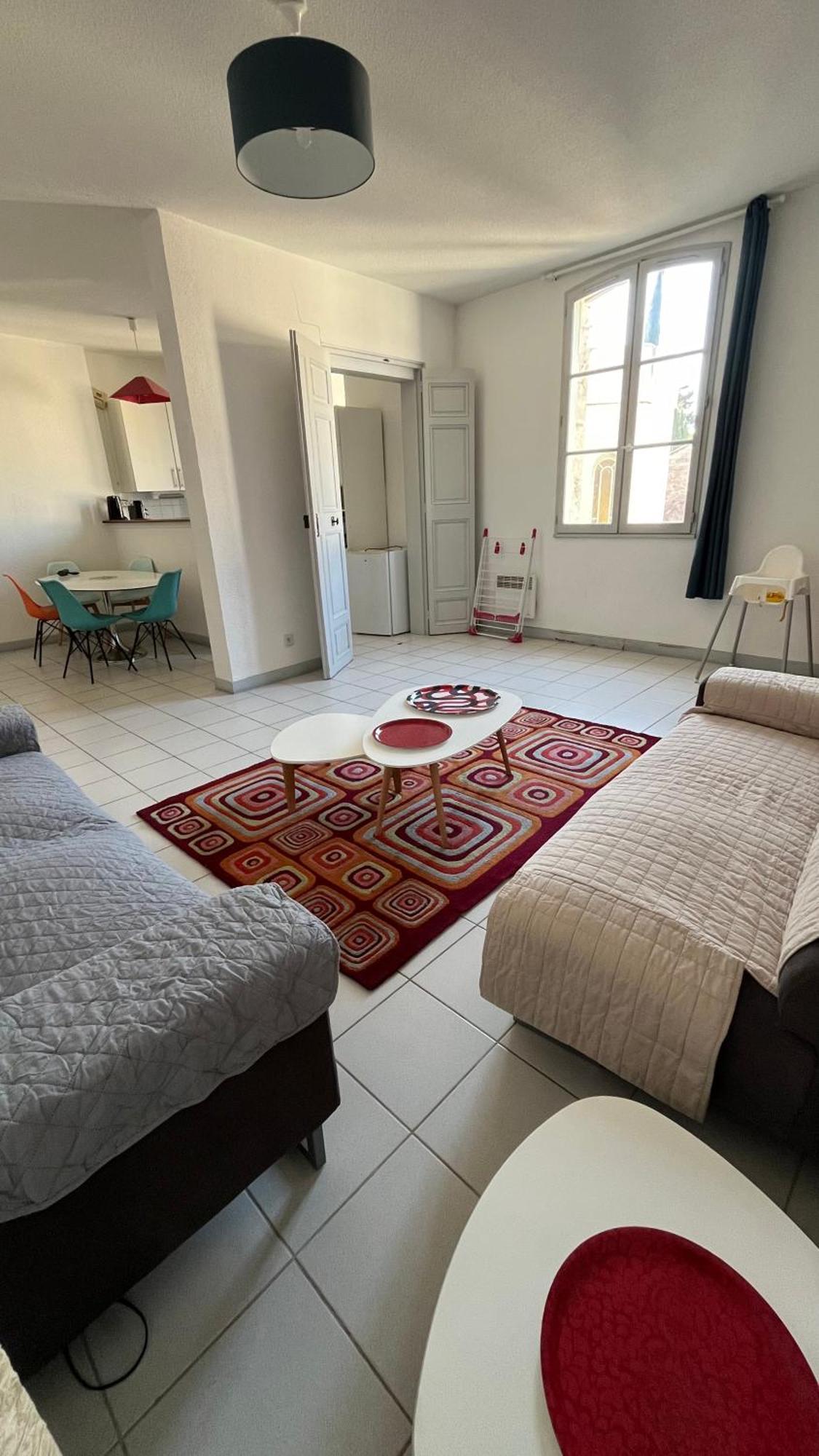 La Charmante Du Palais 2 Chambres Avinyon Dış mekan fotoğraf